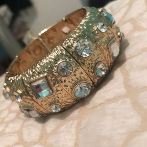 Gold diamond studded stretchy bracelet